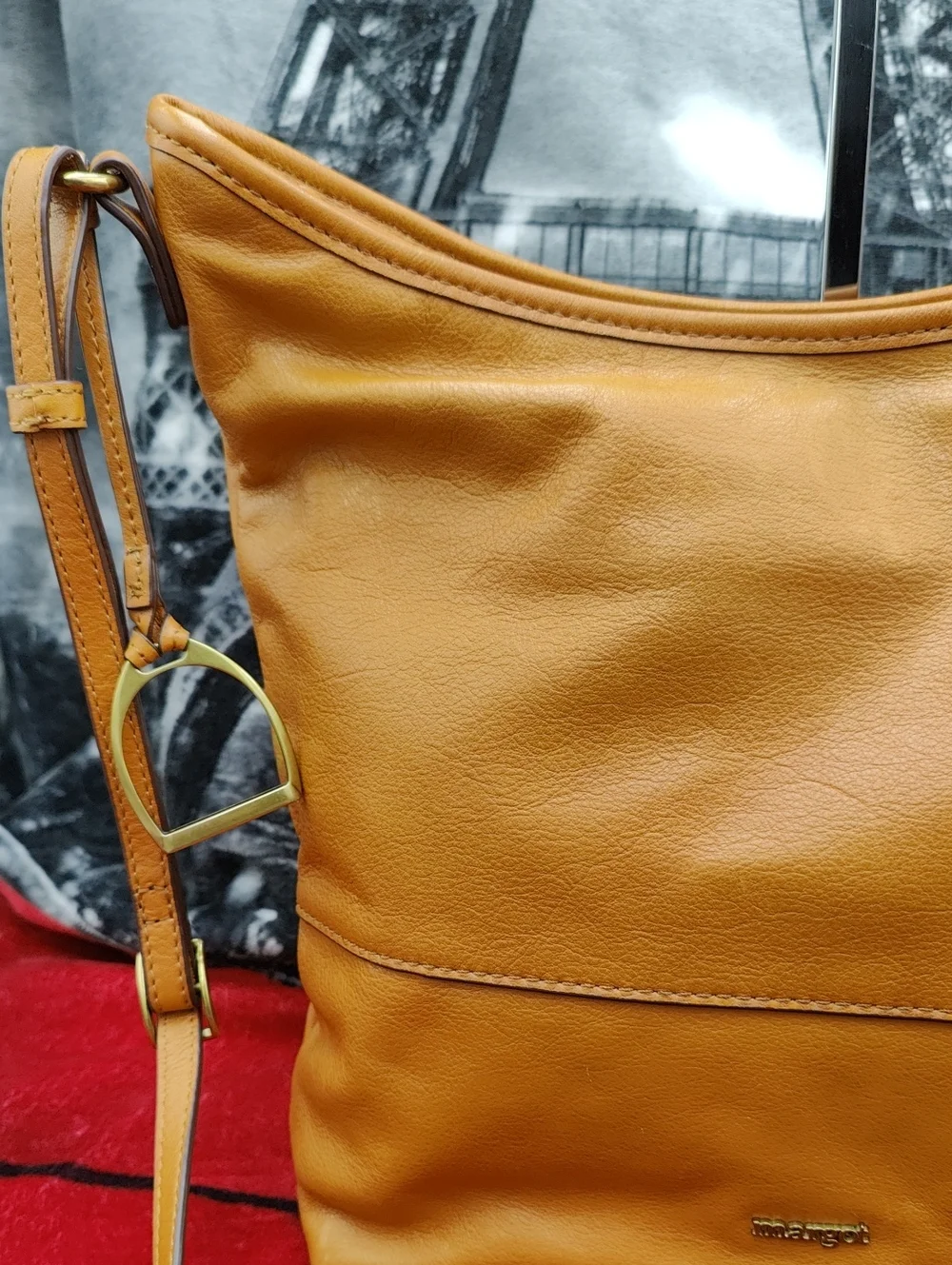 Margot New York beautiful hobo